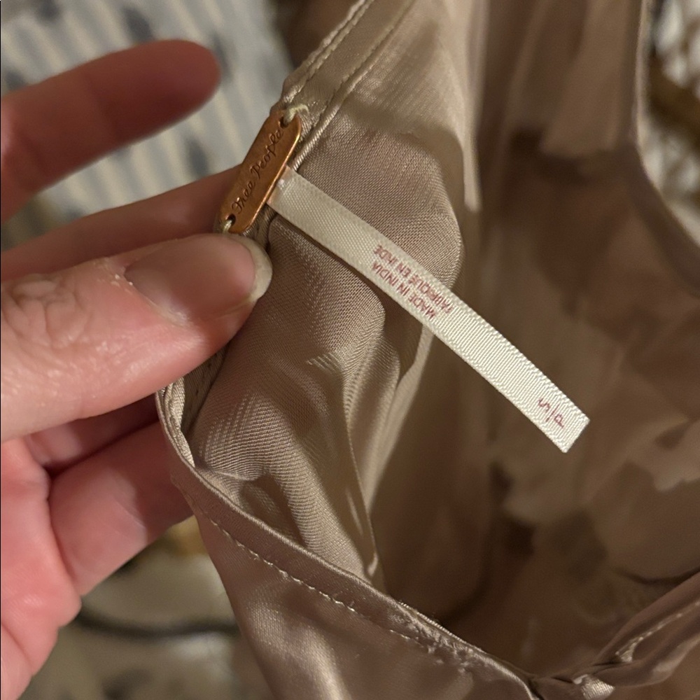 FREE PEOPLE SHAKE YOUR LOVE ASYMMETRICAL TOP💗 - Picture 4 of 5